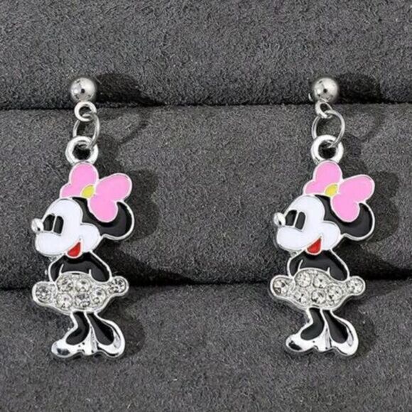 Lady Mouse Earrings - Picture 1 of 5